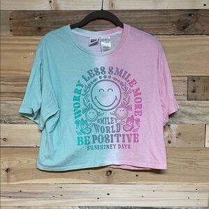 Smiley World size Small Graphic Tee in Pink, White, and Green ombre